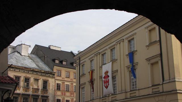 Spod łuku