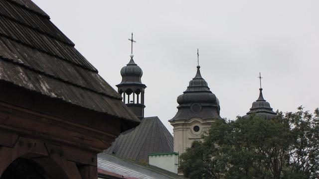 Studnia i sanktuarium 