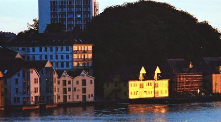 Bergen przy  zachodzie  słońca – Norwegia