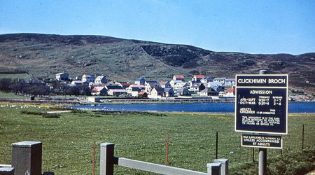 Lerwick - stolica  Szetlandów - Clickhemin Broch - gród z epoki  żelaznej – Wielka Brytania