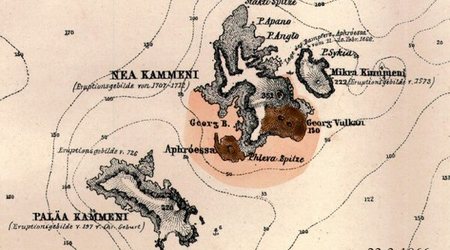 Wulkan  Nea Kameni - wewnatrz  atolu Santorini – Grecja