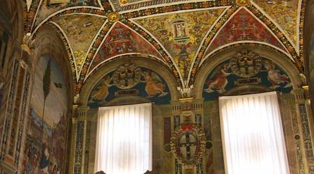 Biblioteka w Duomo, Siena – Włochy
