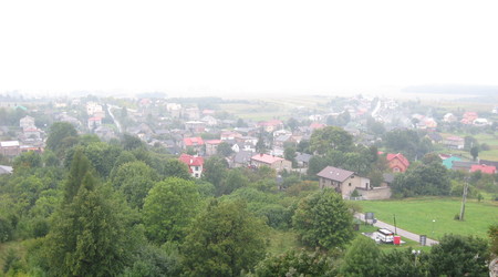 Ogrodzieniec – Polska