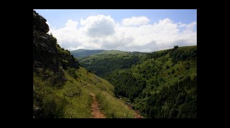 SZlak prowadzacy do pustelni – Abruzja, Włochy