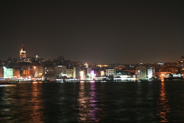 Nocne Beyoglu