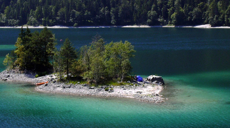 Jezioro Eibsee w Garmisch, Niemcy