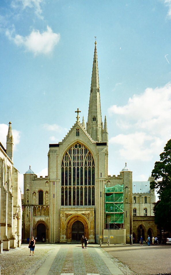 Norwich-Katedra...przywieziona  z  Francji