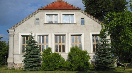Dworek – Popowo Tomkowe, Polska