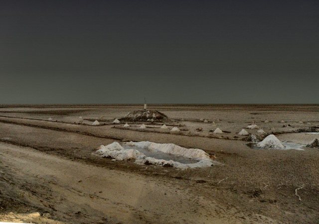 Sahara-słone  jezioro  Shot Djerid