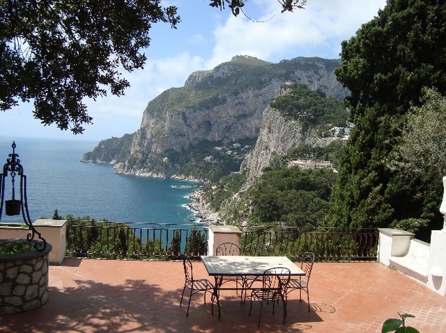 Capri 2