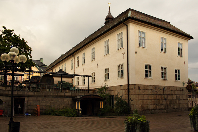 Ratusz 1