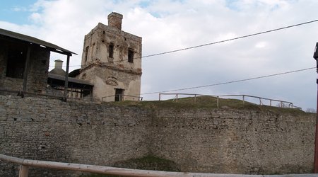 Ruiny zamku Krzyżtopór (Ujazd) – Iwaniska, Polska