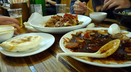 Szanghaj - restauracja w Phoenix Hostel – Chiny