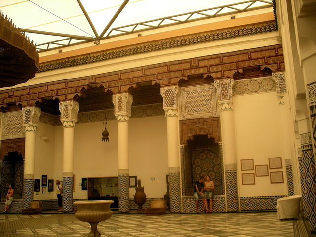 Piekny dziedziniec palacu emira z XVII w. ( obecnie muzeum )