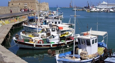 Iraklion port lodzie mury – Heraklion, Grecja