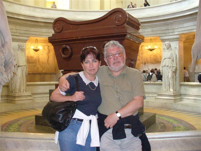 Przed sarkofagiem Cesarza Wszystkich Francuzów.