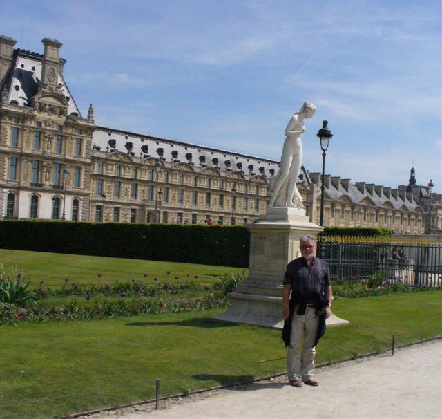 Ogród Tuillerie w drodze do Luwru