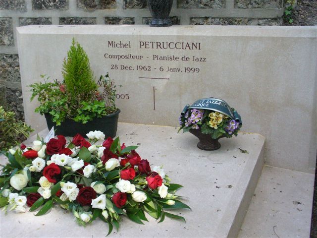 Cmentarz Père-Lachaise - grób Petruccianiego