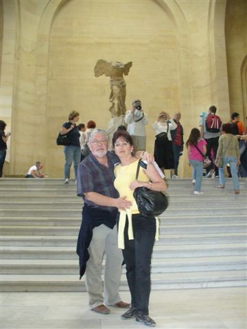 Luwr - u stóp Nike z Samotraki.