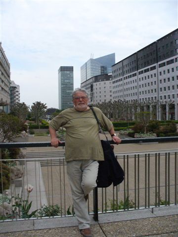 Le Defense promenada