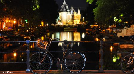 Amsterdam nocą - rowery, rowery, rowery.... – Holandia
