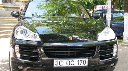 Porsche cayenne, czyli nie taka Mołdawia biedna – Kiszyniów