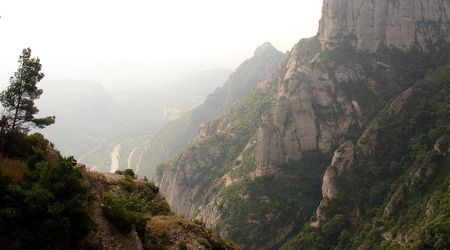 298251 - Montserrat Montserrat klasztor benedyktynów – Hiszpania