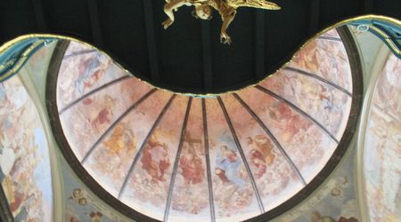 Kaplica Oleśnickich – Święty Krzyż, Polska