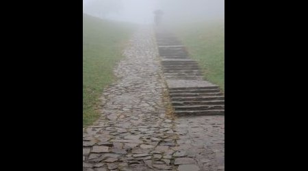 na Świętym Krzyżu – Święty Krzyż, Polska
