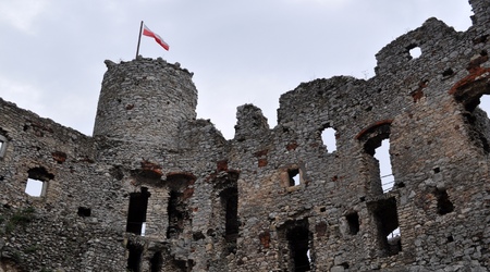Podzamcze – Podlesice, Polska