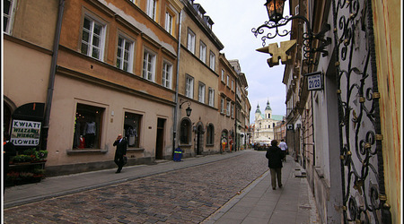 Warszawa 275 – Polska