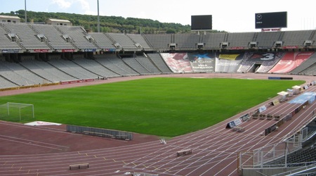 stadion olimpijski - obecnie gra tam Espanyol Barcelona – Hiszpania
