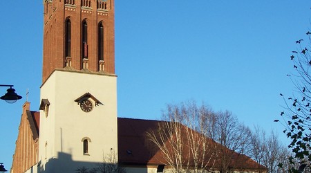 Kościół w Bytomiu, prawdopodobnie najstarszy, jeśli nie, to jeden z najstarzych. – Polska