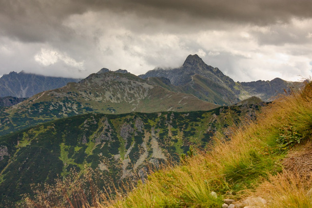 Tatry - widok na Świnicę