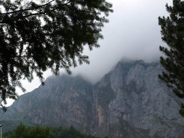 widok na Picos de Europa