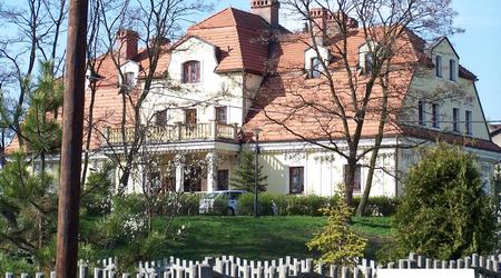 Orzesze-Woszczyce, dworek – Polska