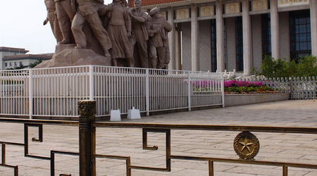 Pomniki – Chiny