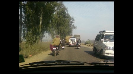 411683 - Indie Sri Bhani Sahib