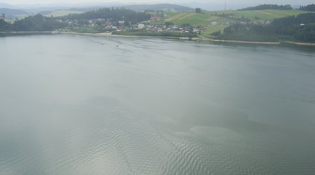Zalew Czorsztyński – Czorsztyn, Polska
