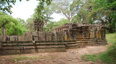 ruiny – Polonnaruwa, Sri Lanka