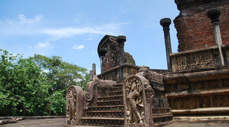 " zrujnowane miasto;))" – Polonnaruwa, Sri Lanka
