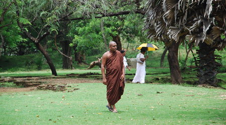 mnich – Polonnaruwa, Sri Lanka