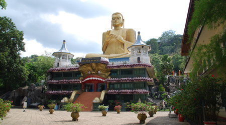 Złota Światynia – Dambulla, Sri Lanka