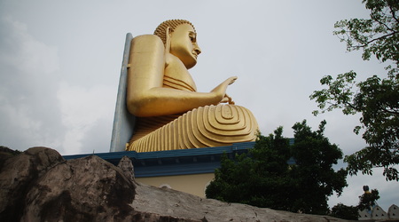złoty Budda – Dambulla, Sri Lanka