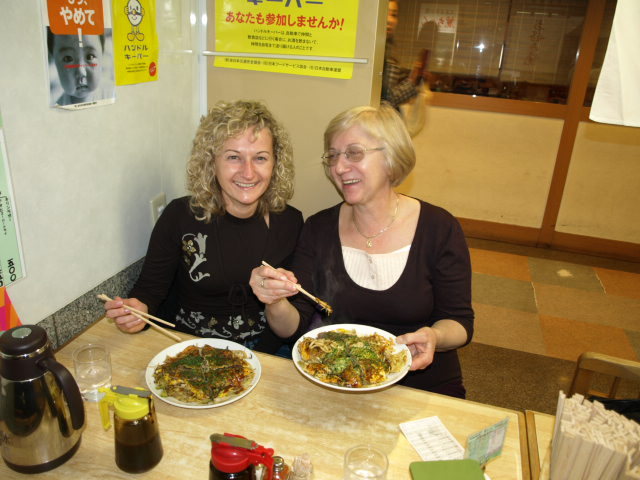 Okonomiyaki specjalnosc hiroszimy  