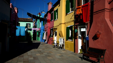 Burano - kolorowa wyspa koło Wenecji – Włochy