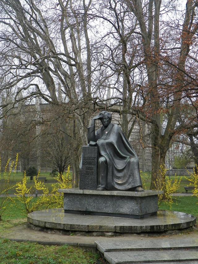 Wrocław, siedzący i myślący Juliusz Słowacki