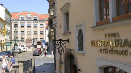 Karczma Pod Trzema Strusiami – Praga, Republika Czeska