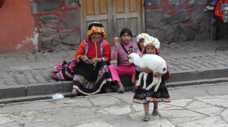 mieszkańcy Pisacu – Cusco, Peru