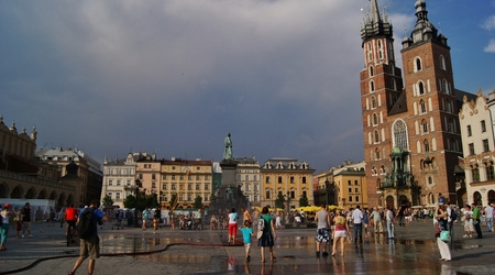 Rynek w upalny dzień – Kraków, Polska